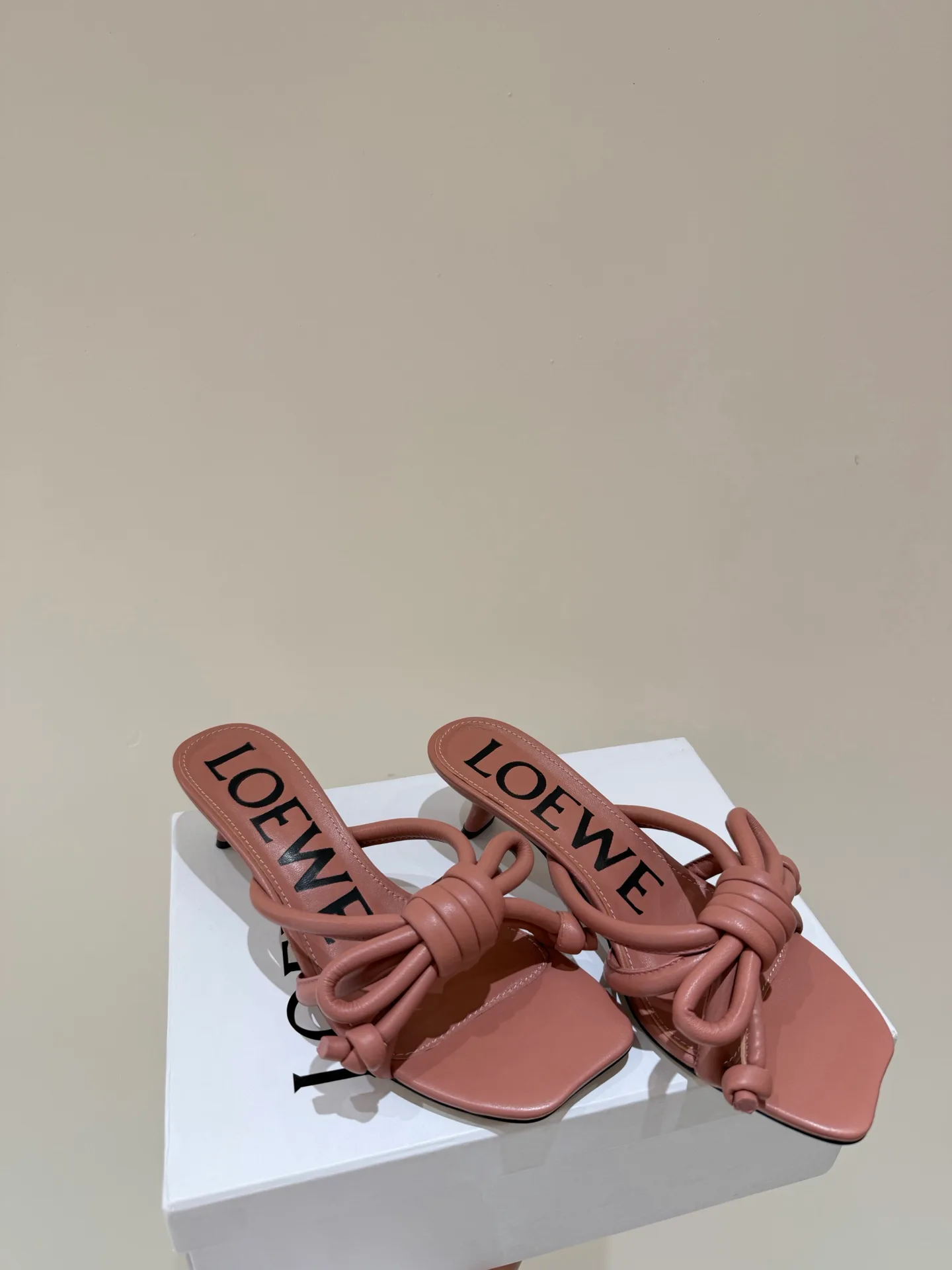 Сандалии Женские Loewe 11358332