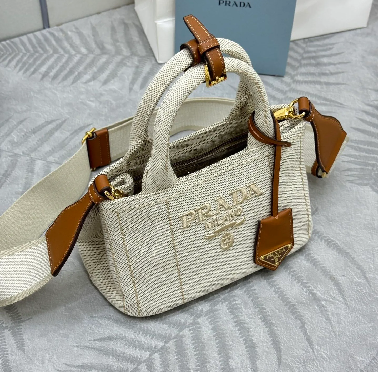 Сумки На Ремне Женские Prada 11164963