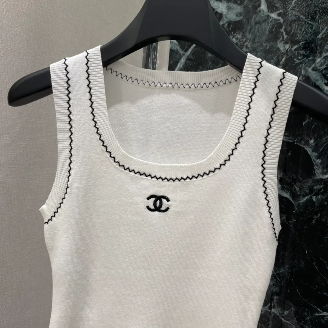 Жилеты Женские Chanel 13338738