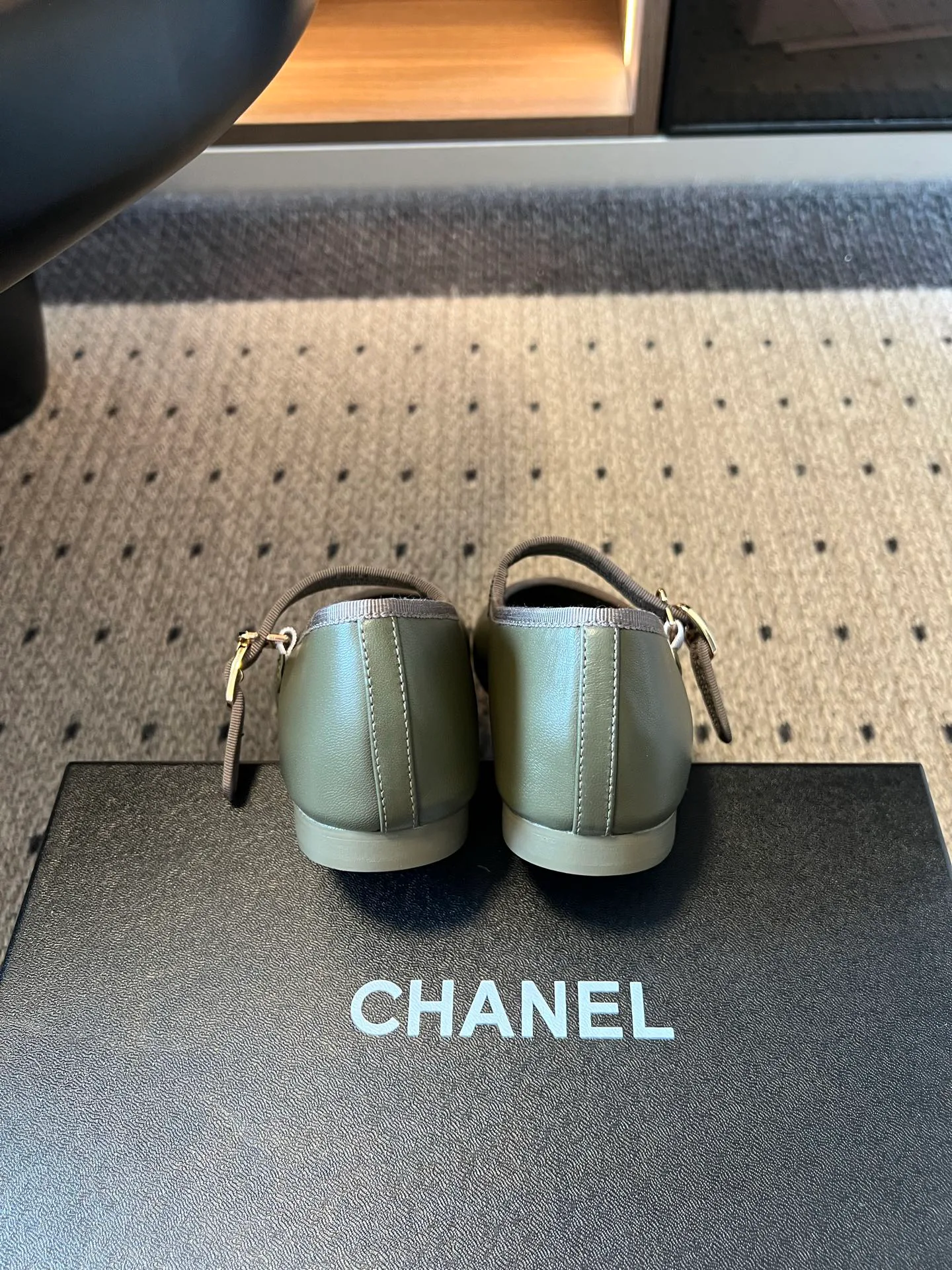Туфли Женские Chanel 18726890