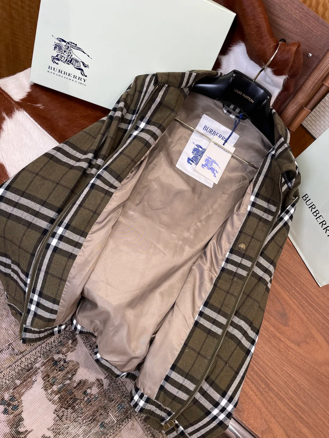 Куртки И Пуховики Мужские Burberry 10216572
