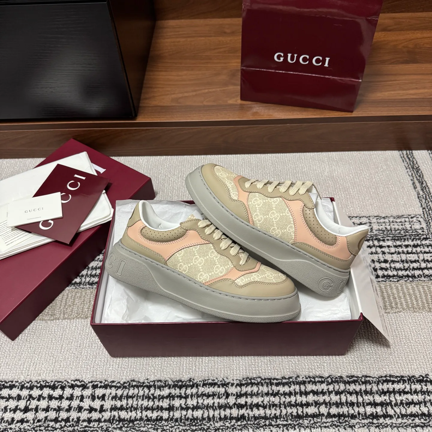 Кроссовки Женские Gucci 1225477
