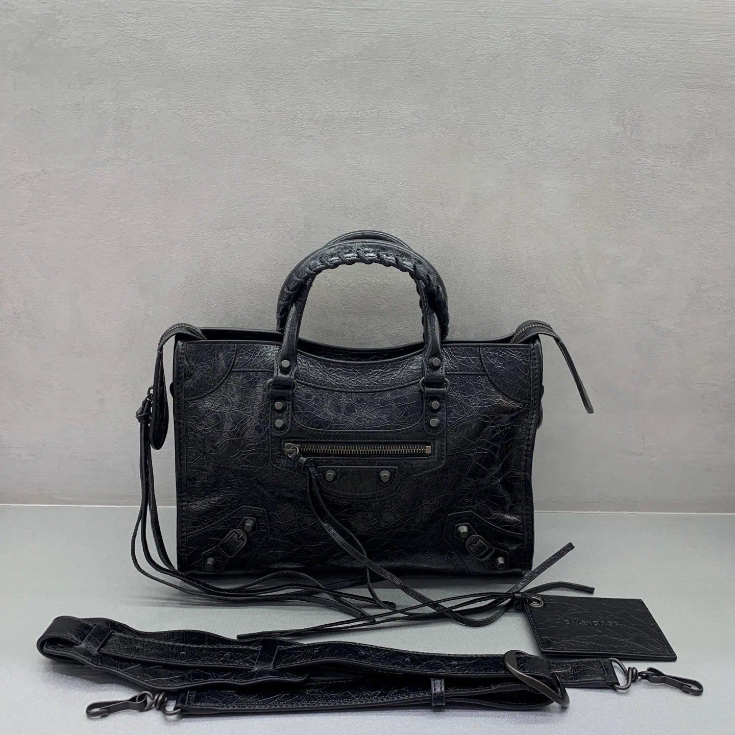 Классические Сумки Женские Balenciaga 18135977
