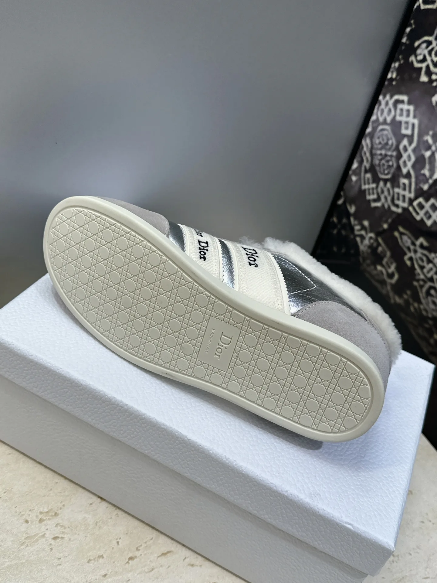 Кроссовки Женские Christian Dior 18247829