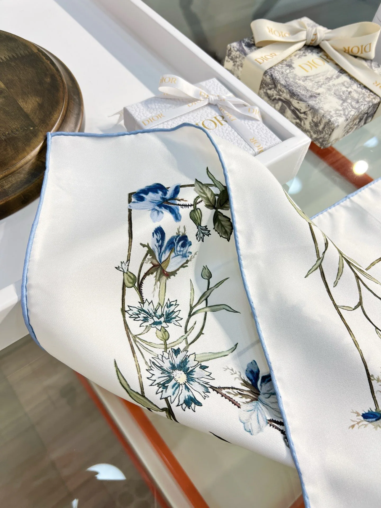 Платки Christian Dior 11722458