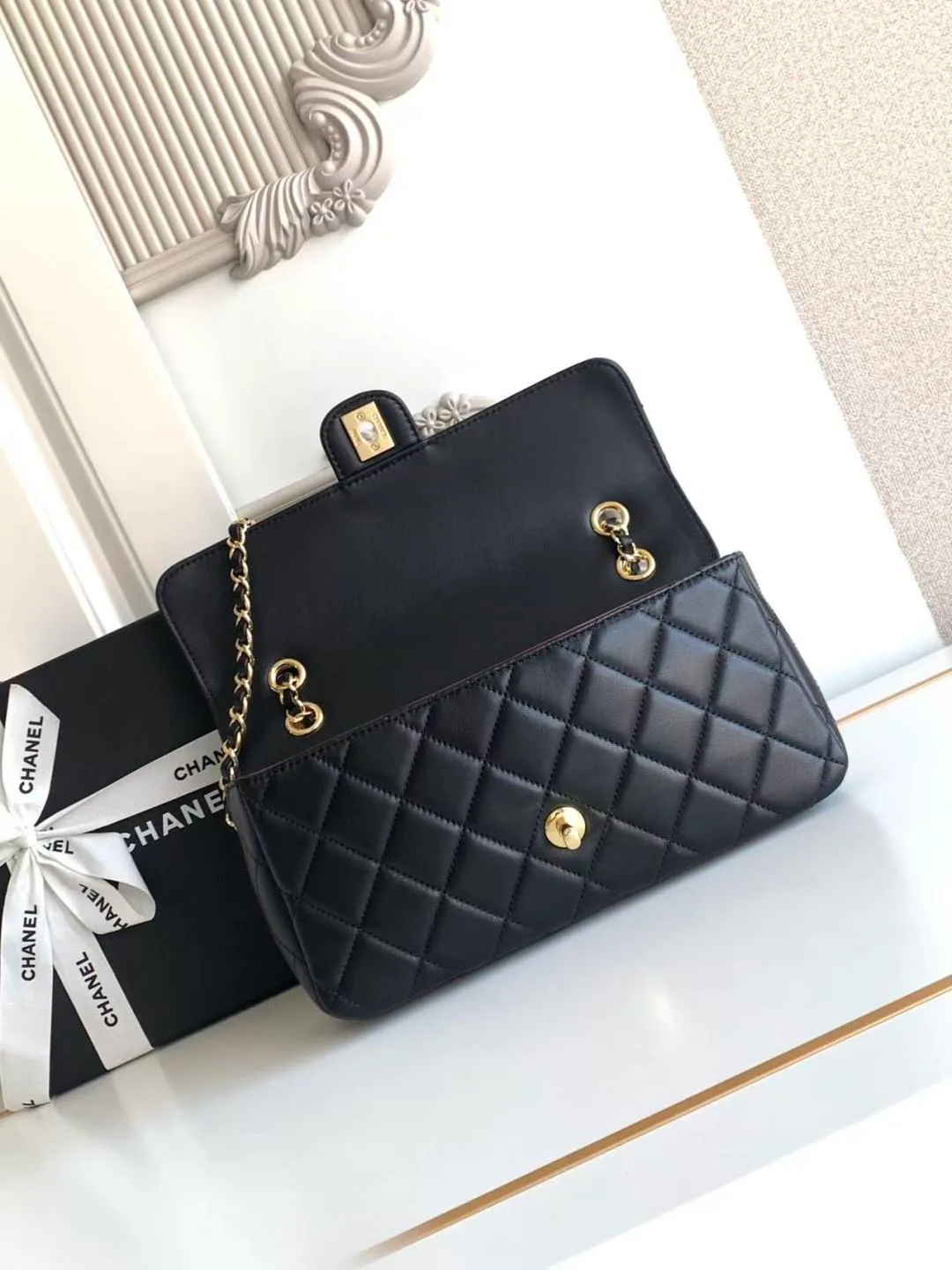 Классические Сумки Женские Chanel 18057796