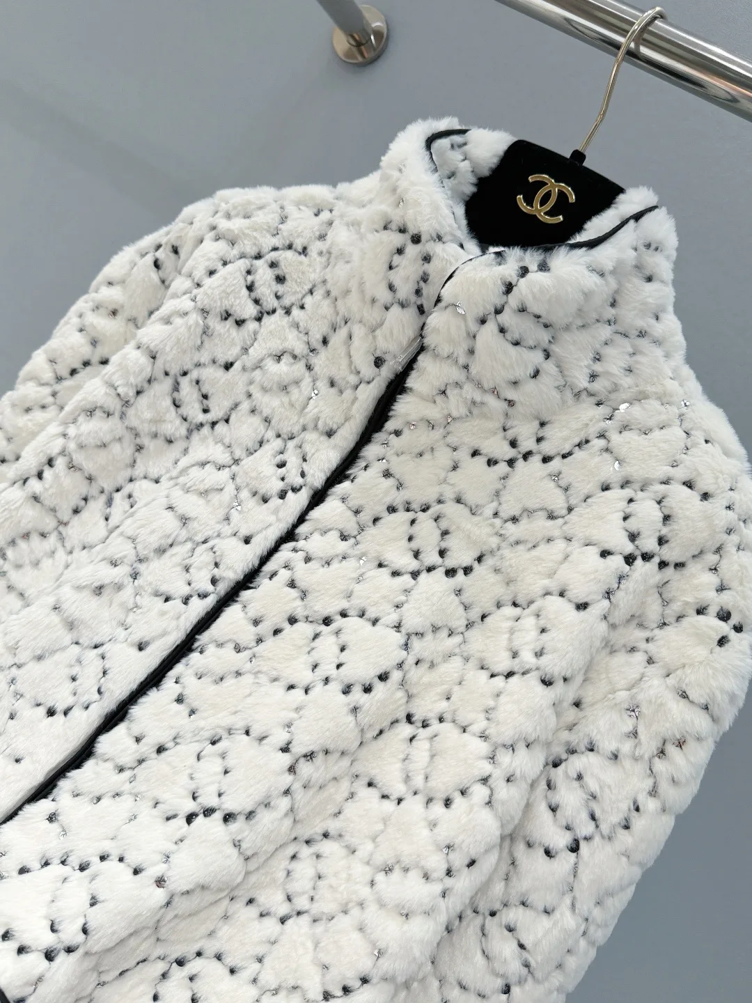 Куртки И Пуховики Женские Chanel 518105