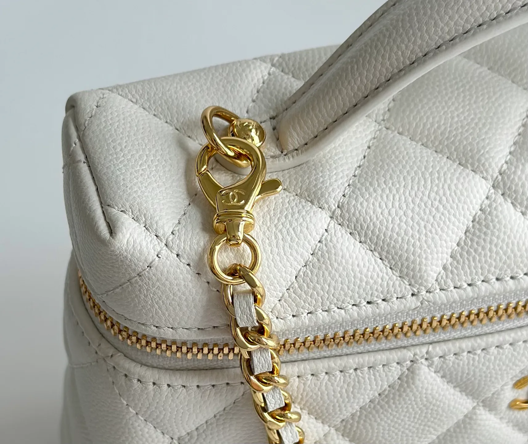 Классические Сумки Женские Chanel 18186215