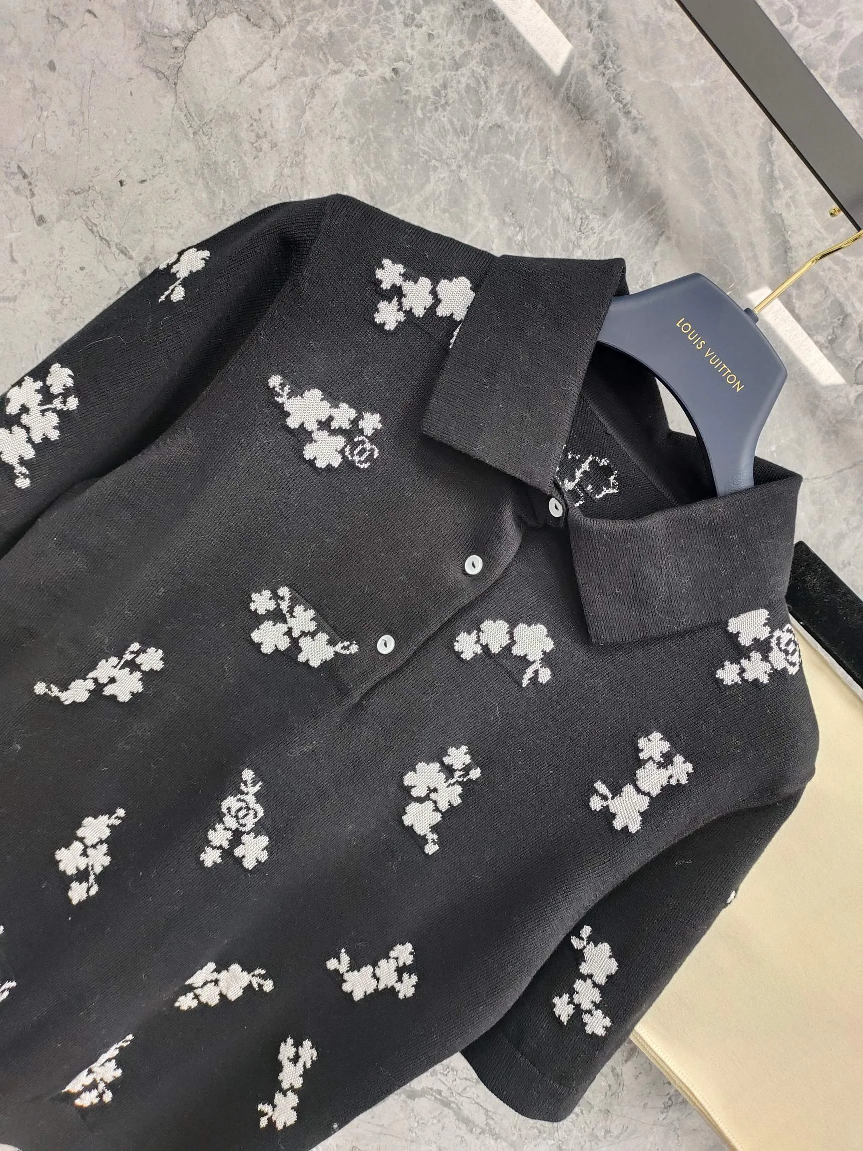 Джемперы И Свитеры Женские Chanel 11550229