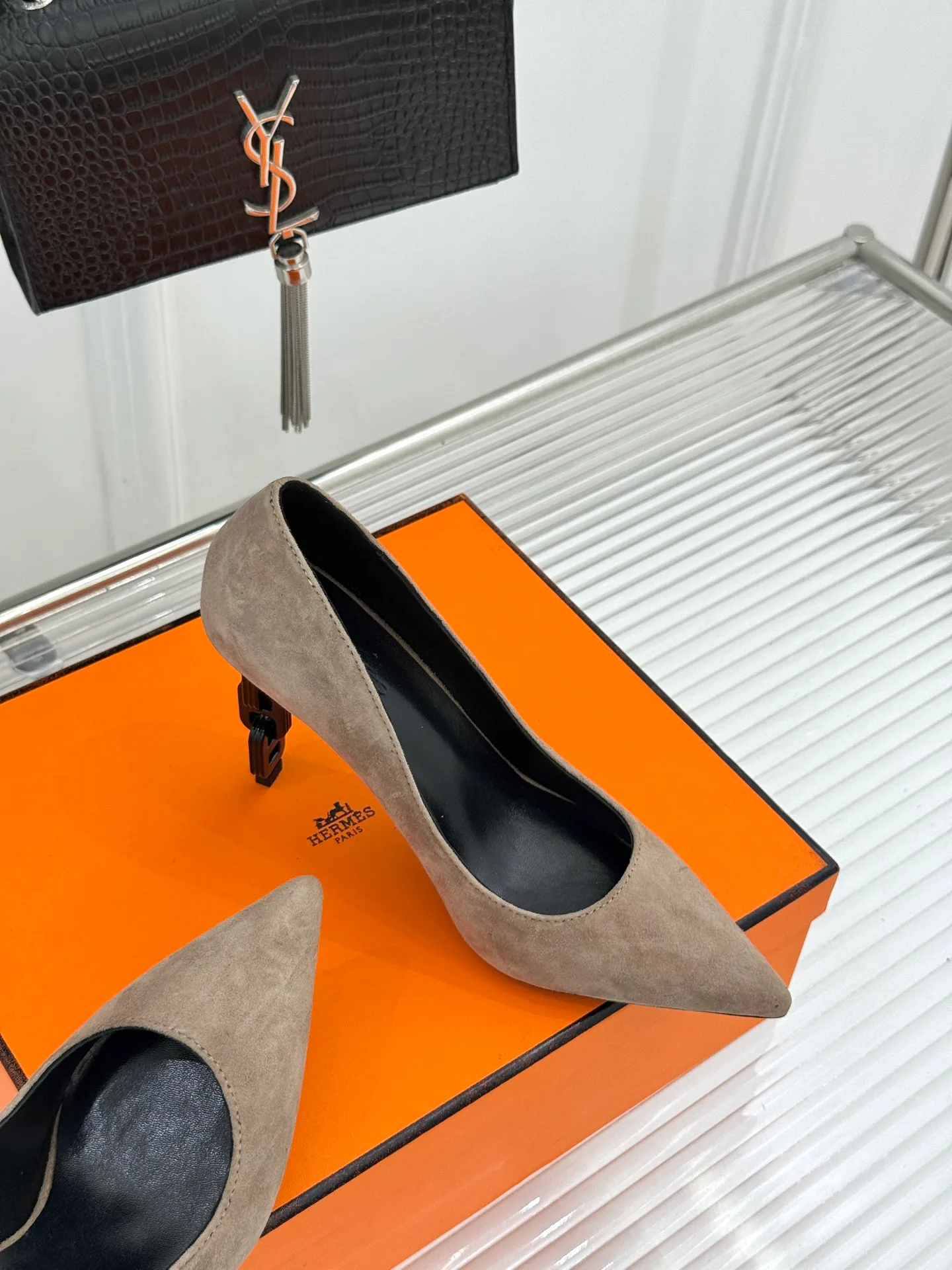 Туфли Женские Hermes 18080269
