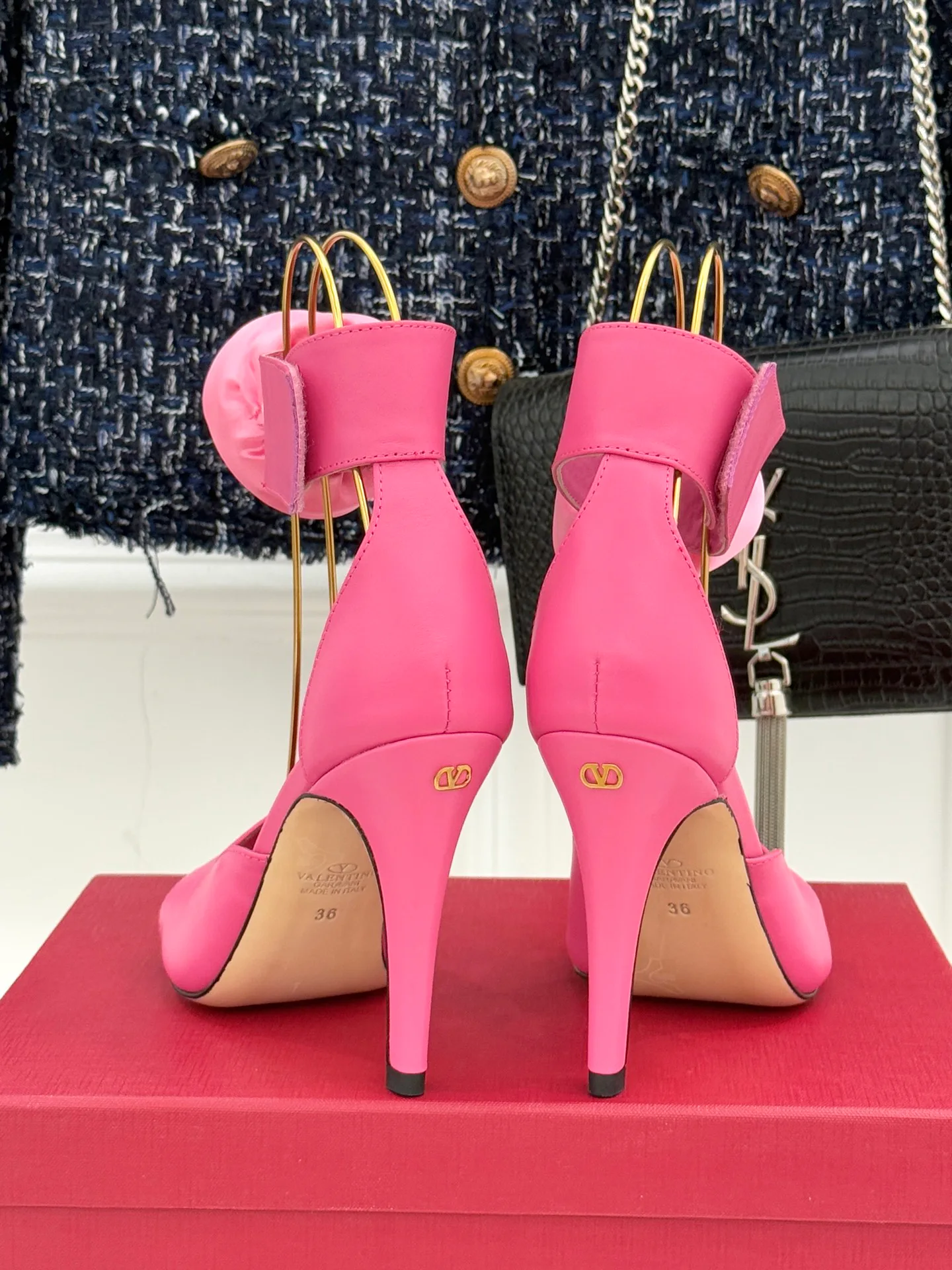 Босоножки Женские Valentino 133108