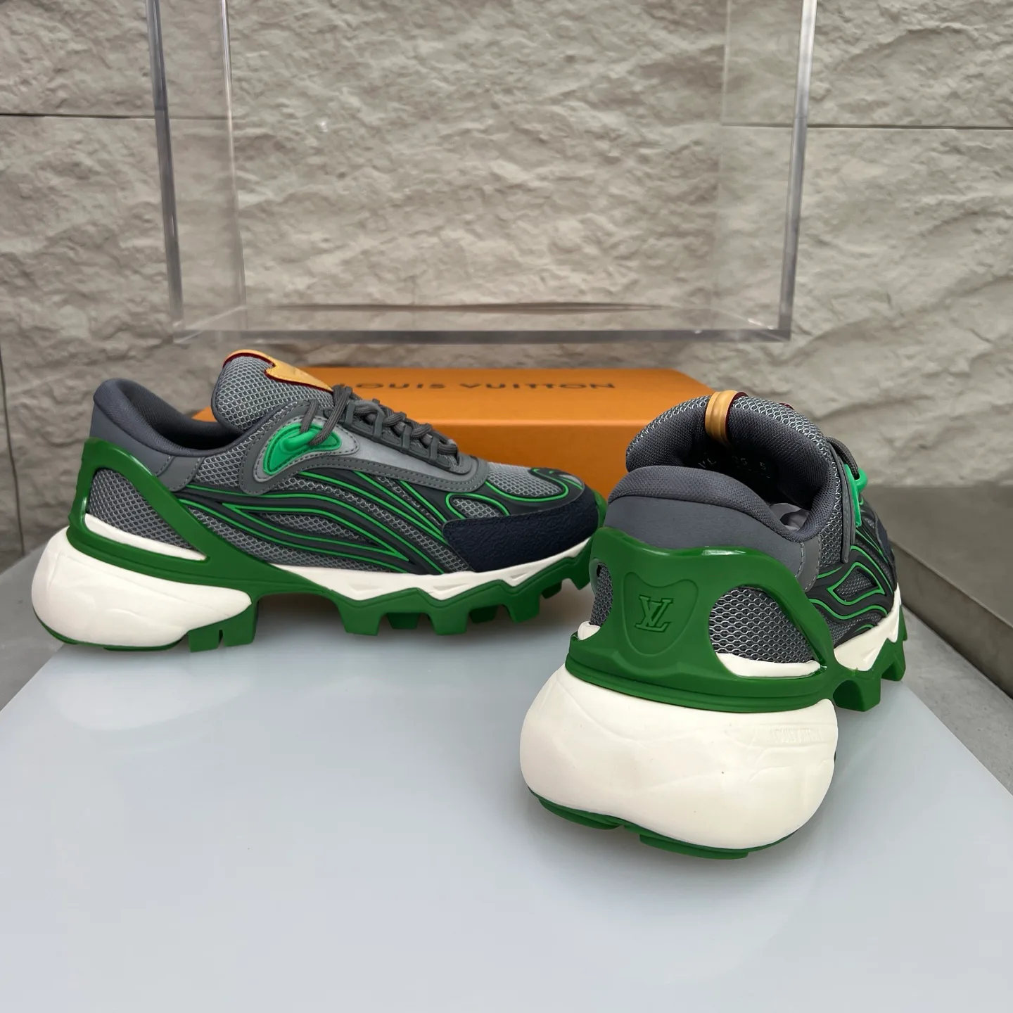 Кроссовки Мужские Louis Vuitton 4489116