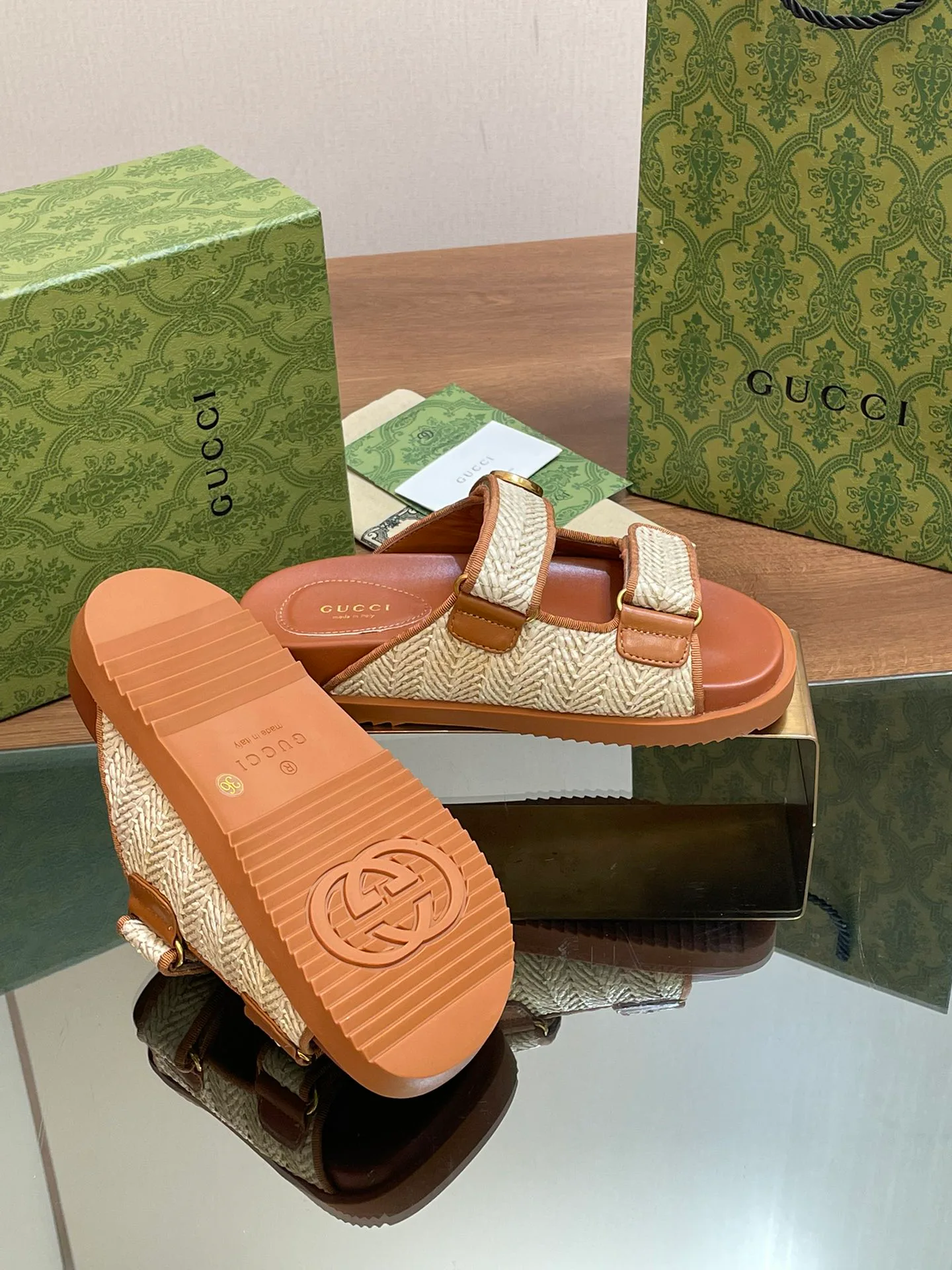 Шлепанцы Женские Gucci 21081