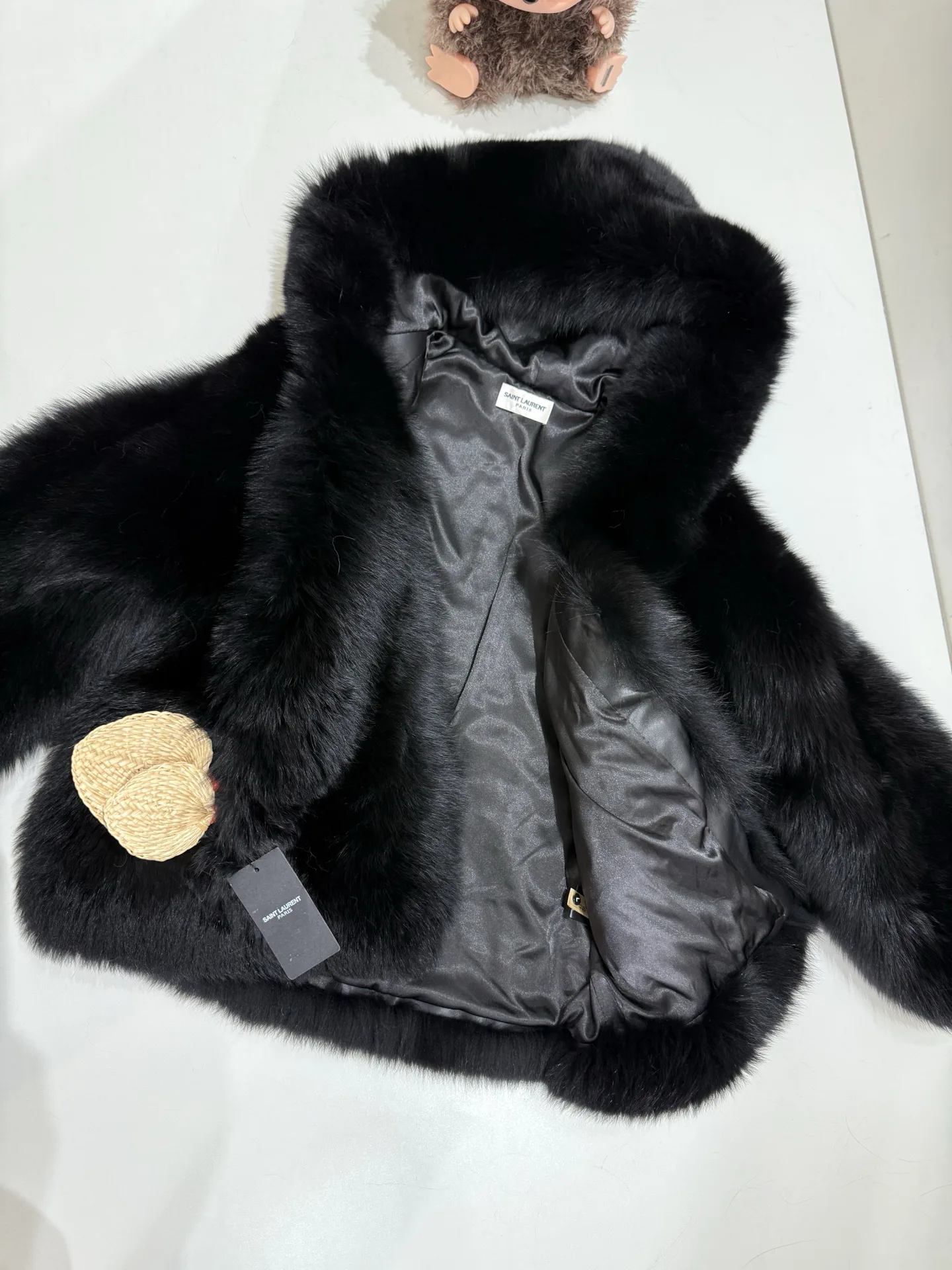 Шубы Женские Saint Laurent 70241