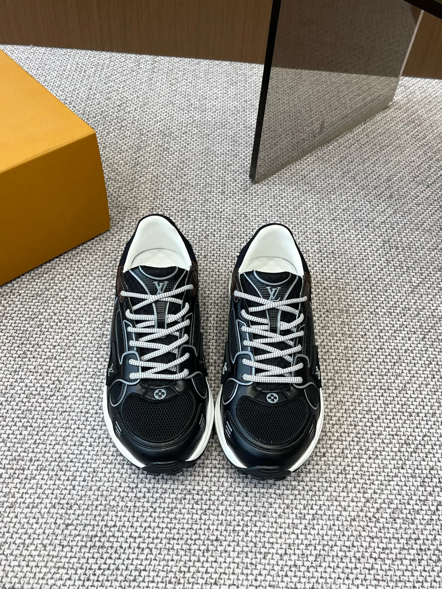 Кроссовки Женские Louis Vuitton 29941