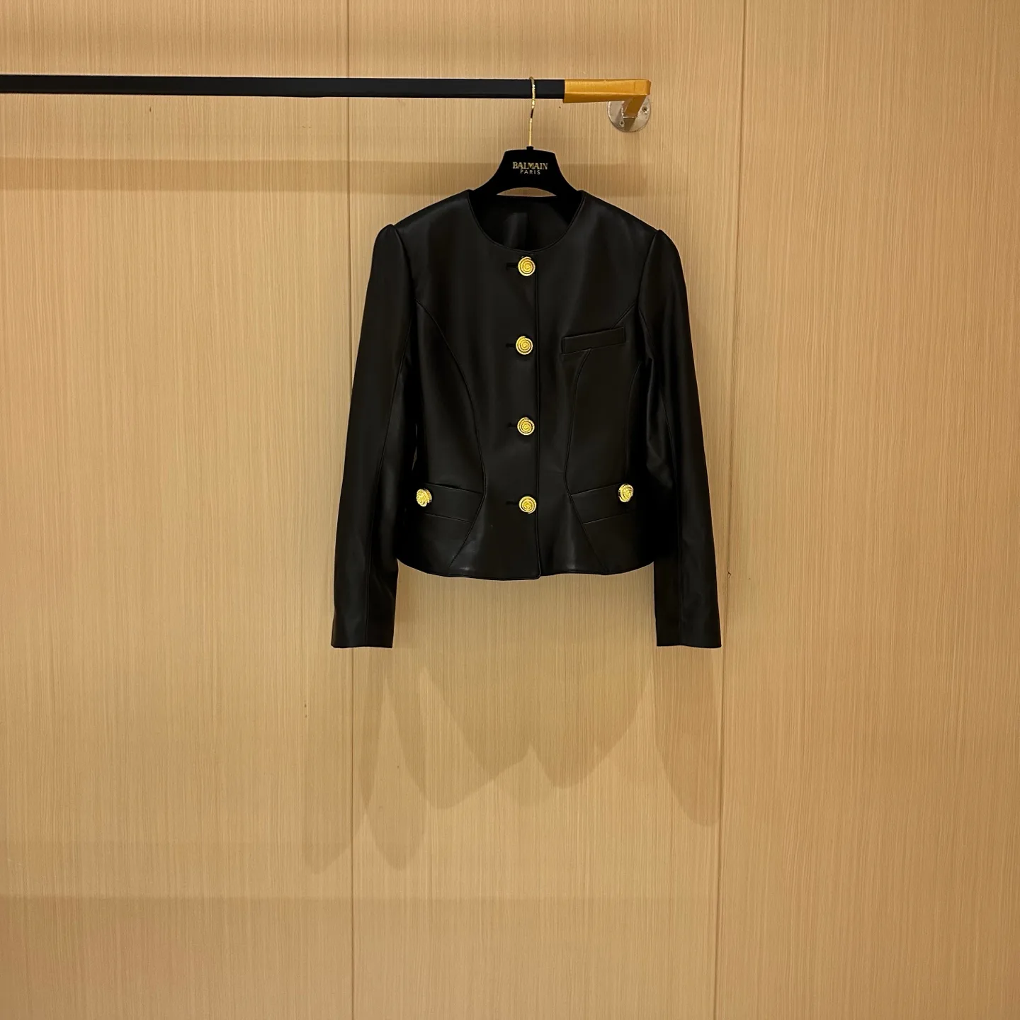 Кожаные Куртки И Дублёнки Женские Balmain 11511471