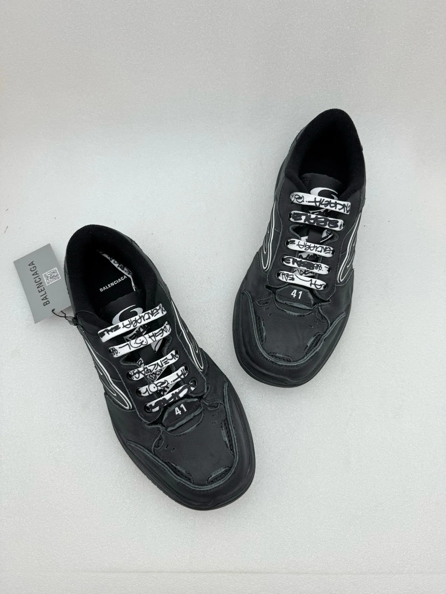 Кроссовки Женские Balenciaga 18589186