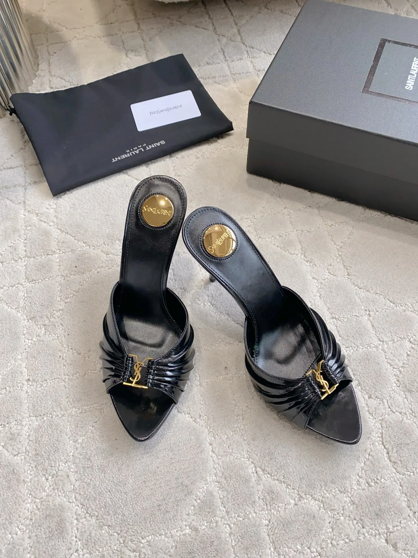 Босоножки Женские Saint Laurent 13332012