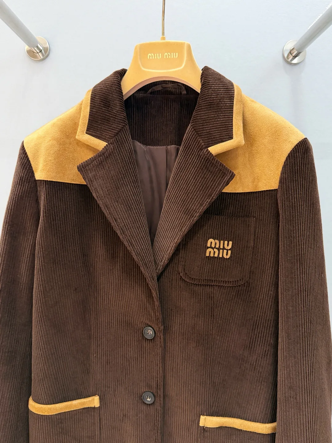 Куртки И Пуховики Женские Miu Miu 672111