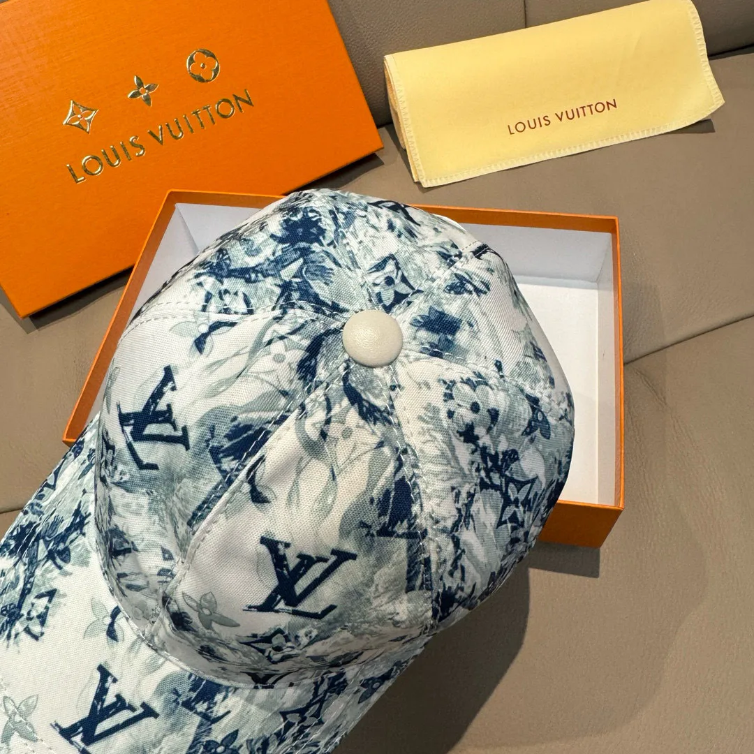 Головные Уборы Louis Vuitton 17038