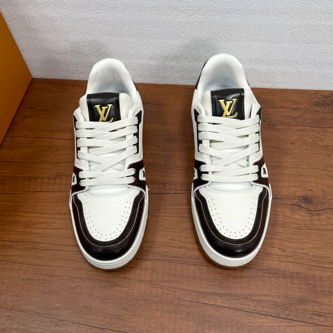 Кроссовки Мужские Louis Vuitton 11877649