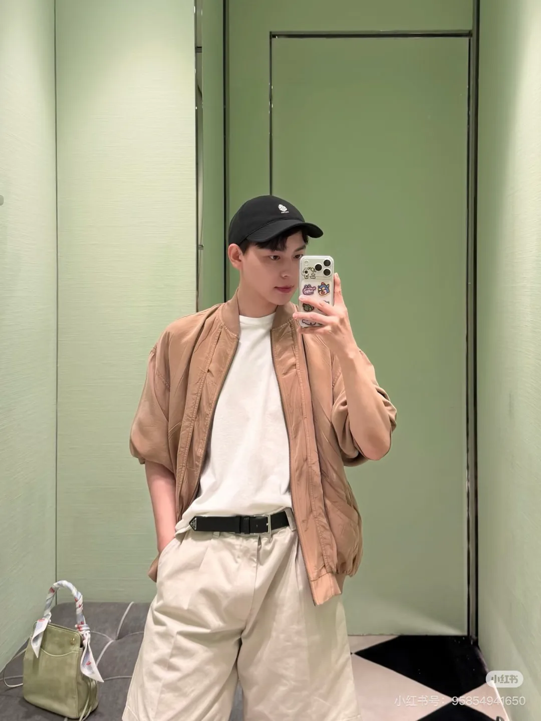 Куртки И Пуховики Женские Prada 17060834