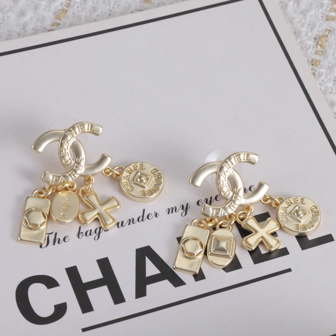 Бижутерия Chanel 107403