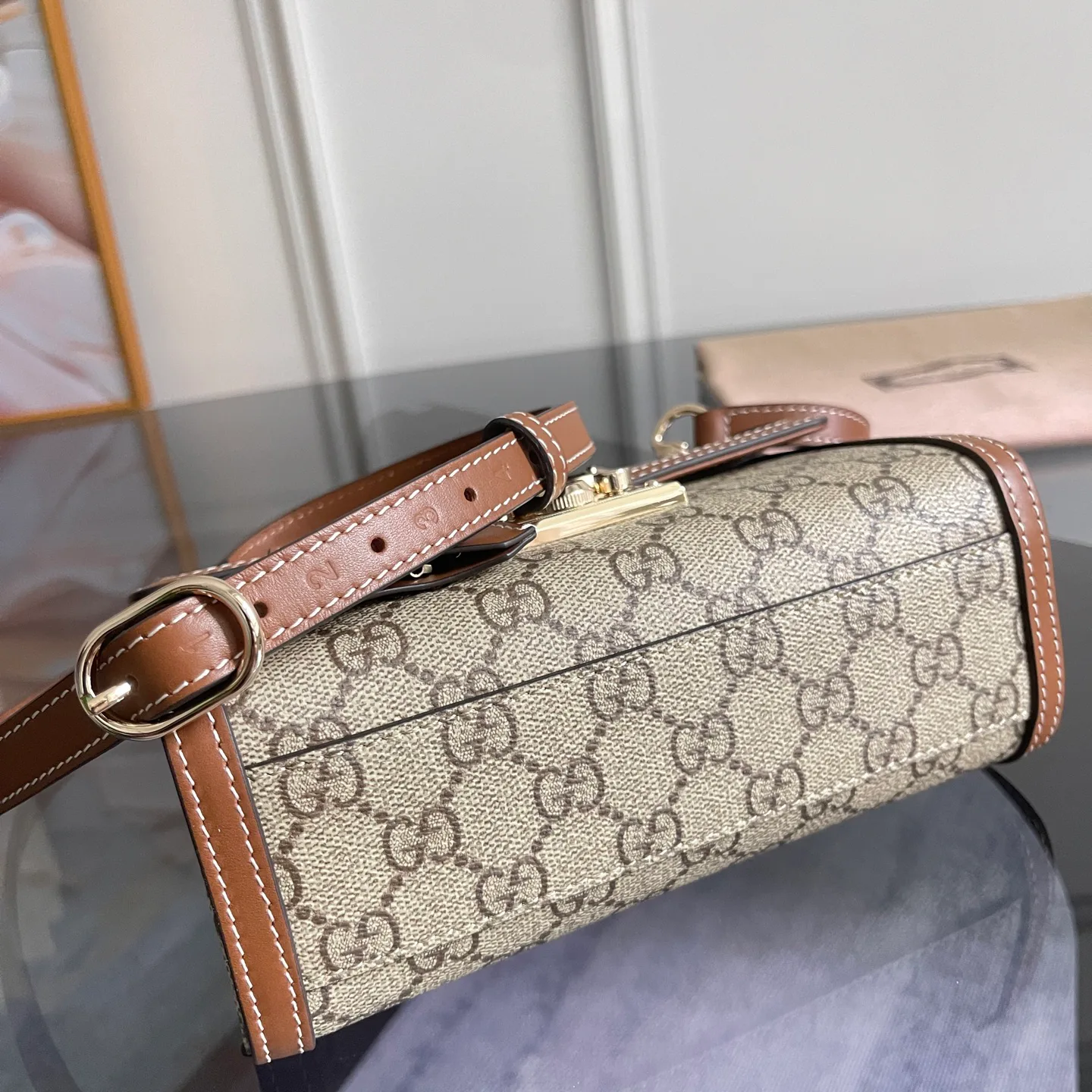 Классические Сумки Женские Gucci 13558877