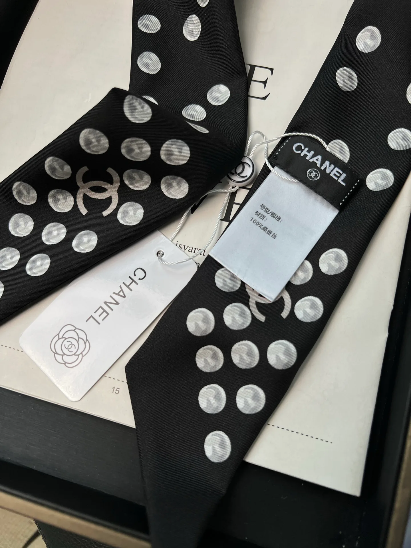 Платки Chanel 18675580