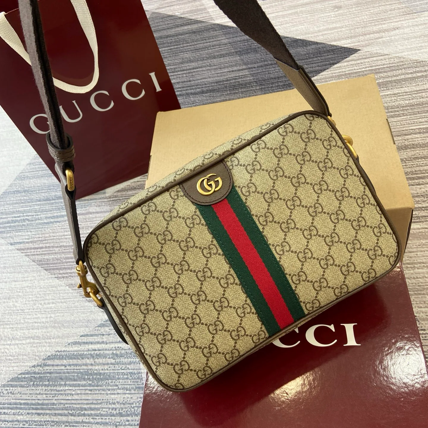 Классические Сумки Женские Gucci 9619396