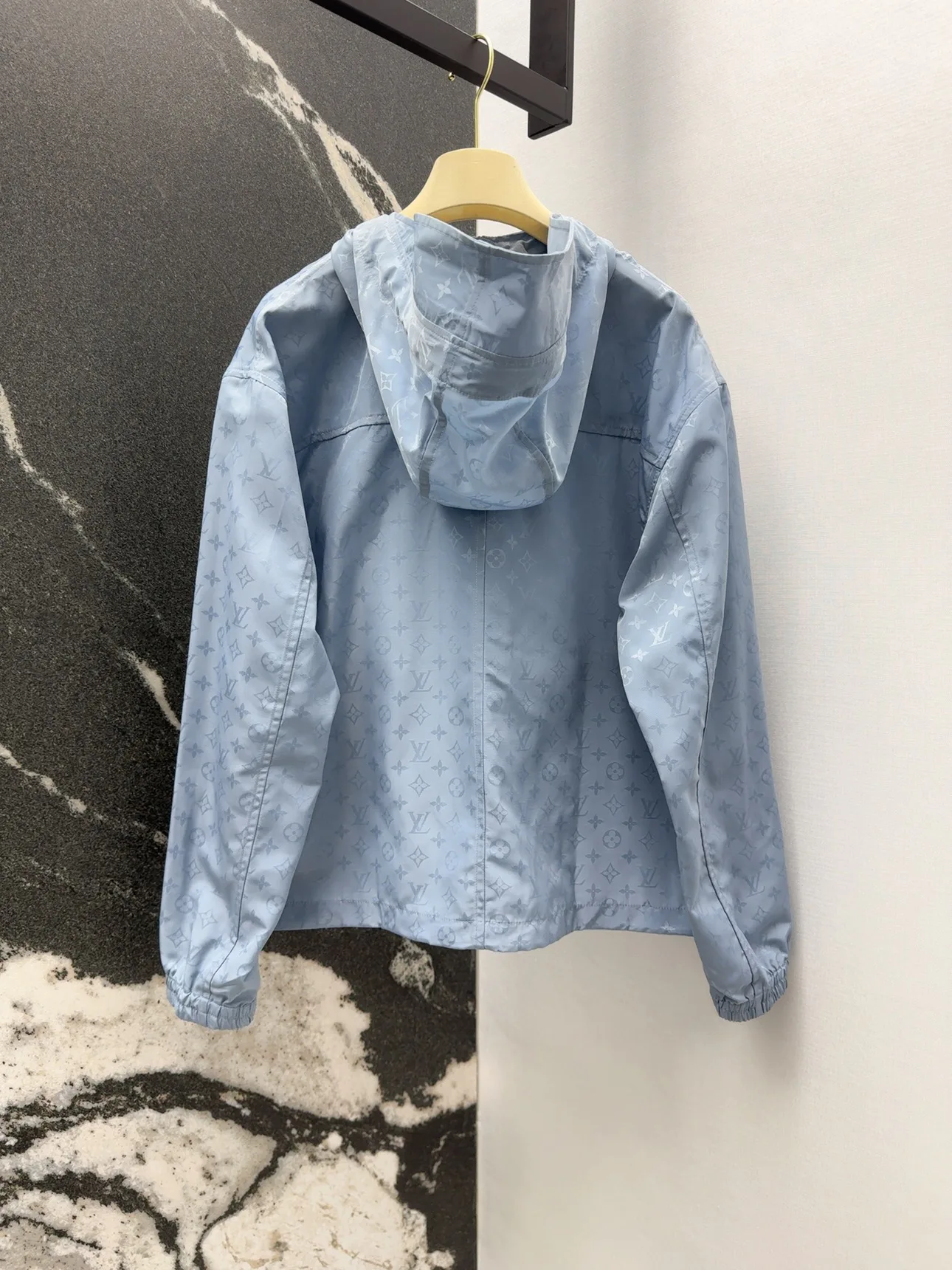 Куртки И Пуховики Женские Loewe 18142