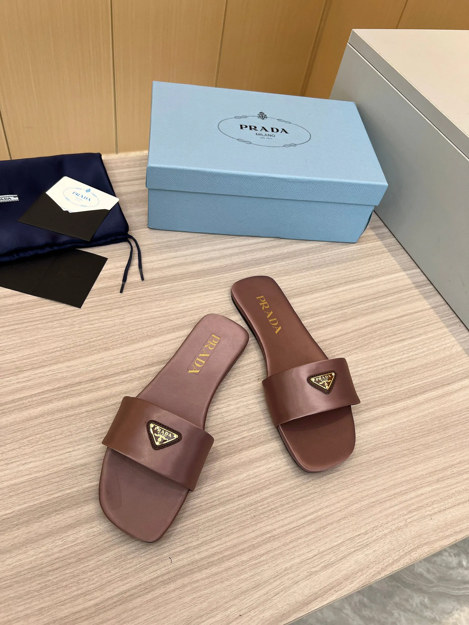 Босоножки Женские Prada 11386434