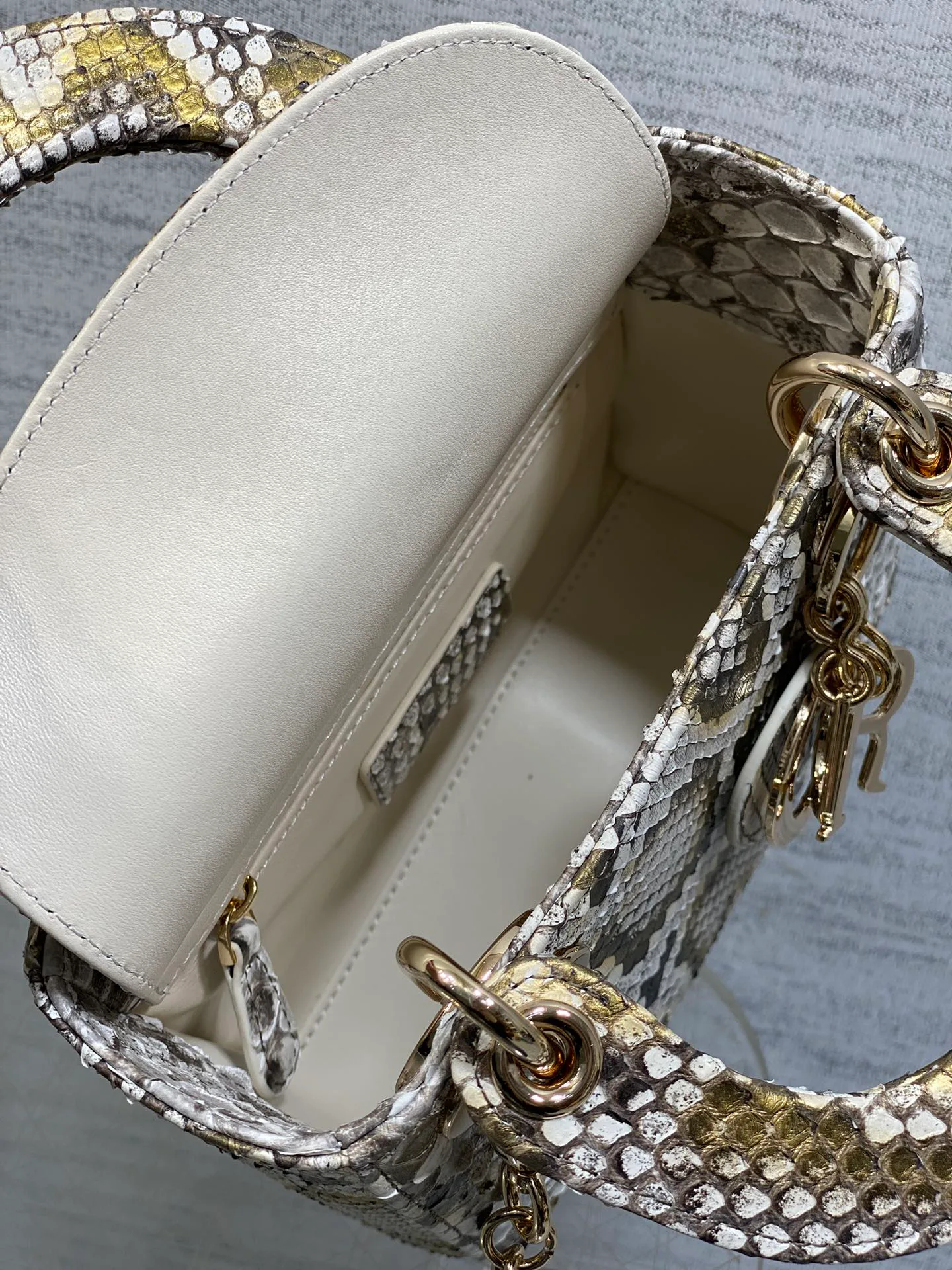 Классические Сумки Женские Christian Dior 11581682