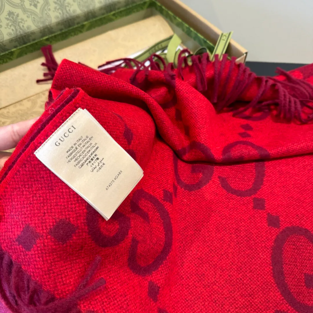 Шарфы Gucci 17896032