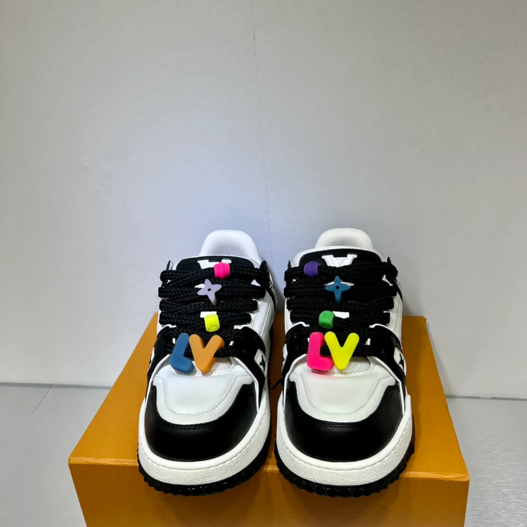 Кроссовки Женские Louis Vuitton 19948