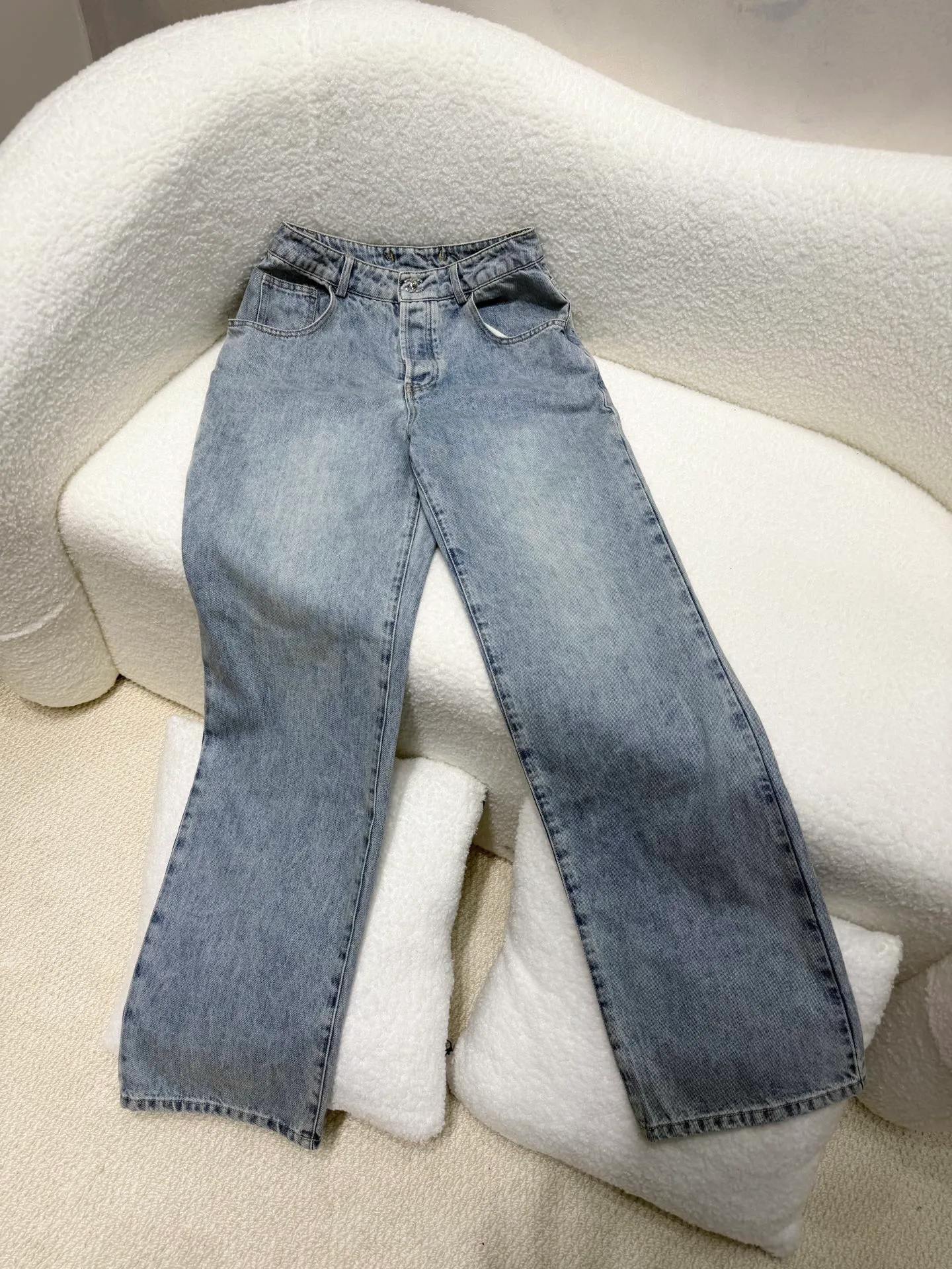 Джинсы Женские Chanel 11638564