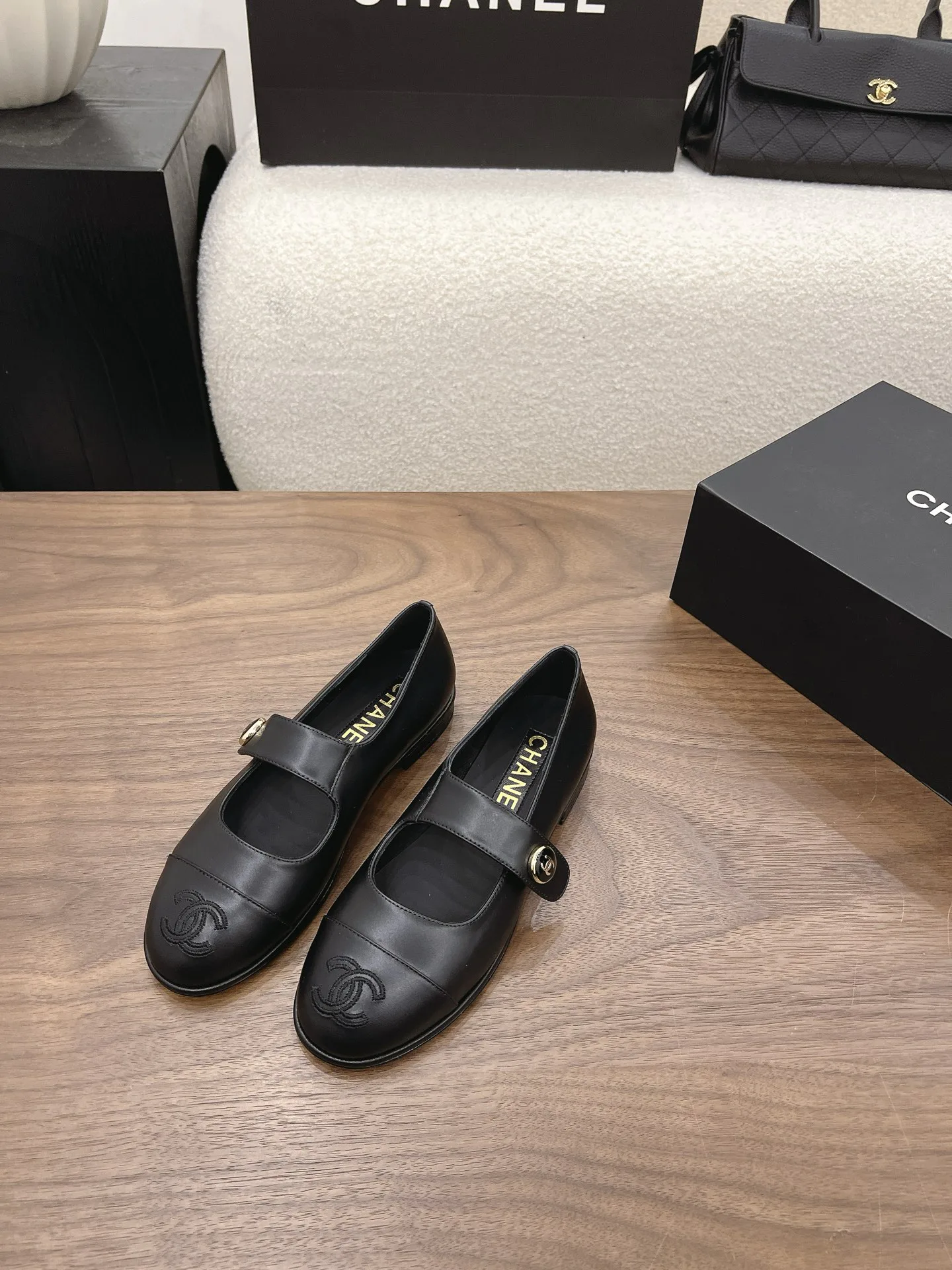 Туфли Женские Chanel 17672949