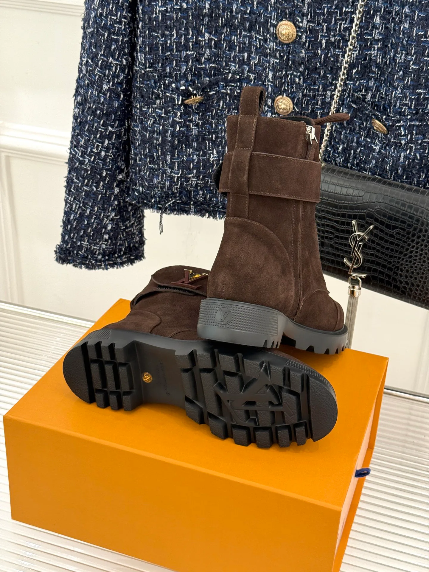 Ботинки Женские Louis Vuitton 19706857