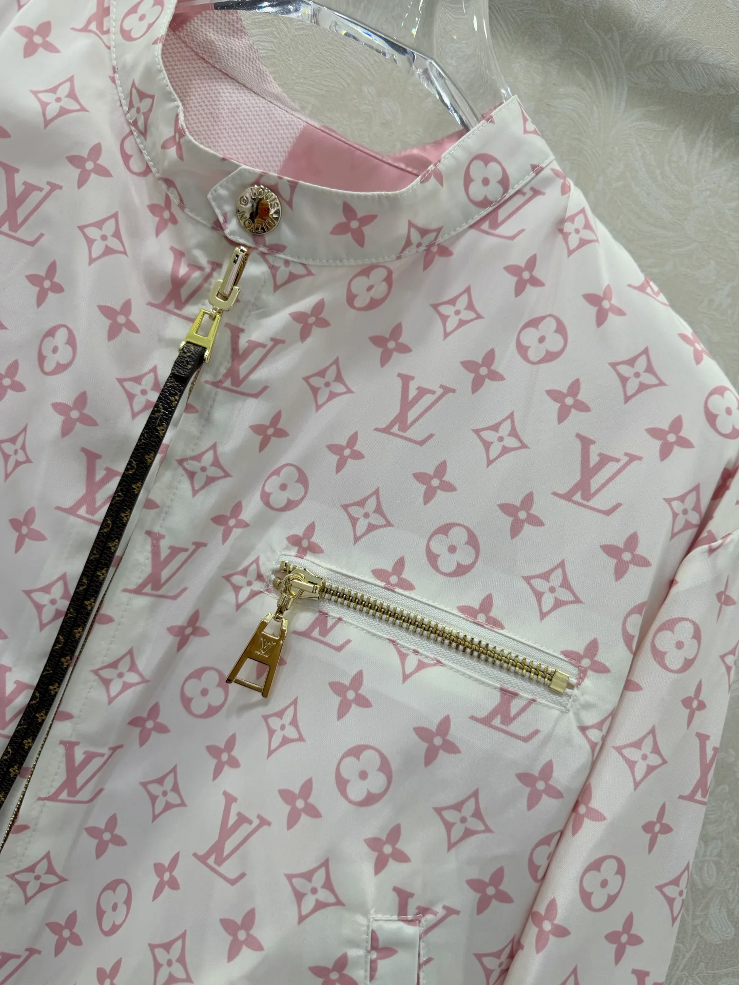 Куртки И Пуховики Мужские Louis Vuitton 9669904
