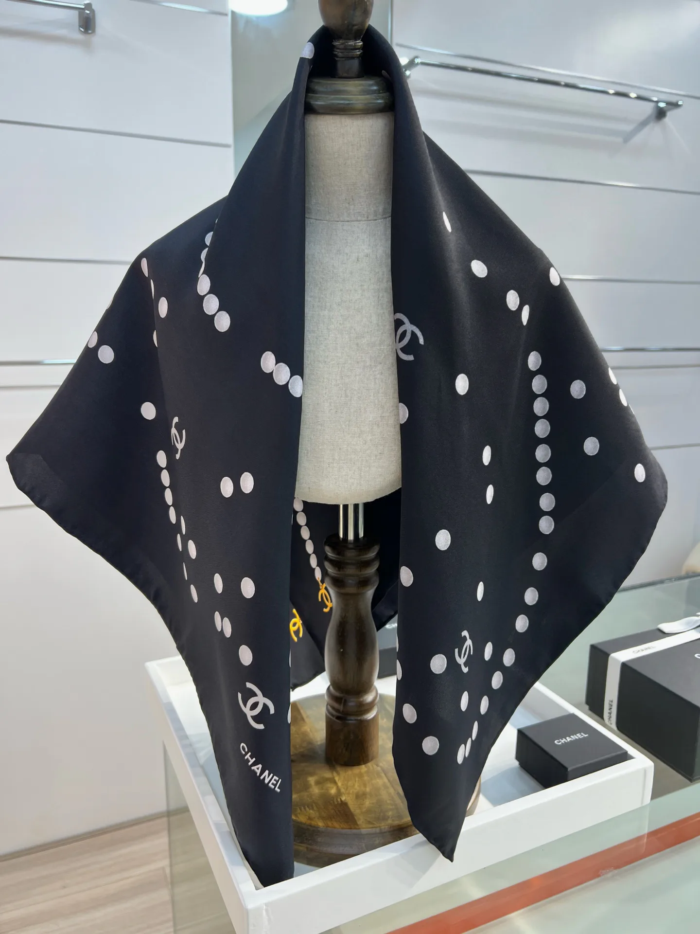 Шарфы Chanel 31193