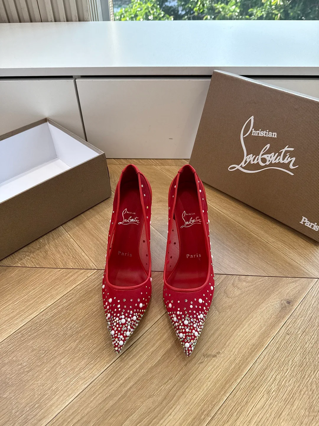 Туфли Женские Christian Louboutin 17480776