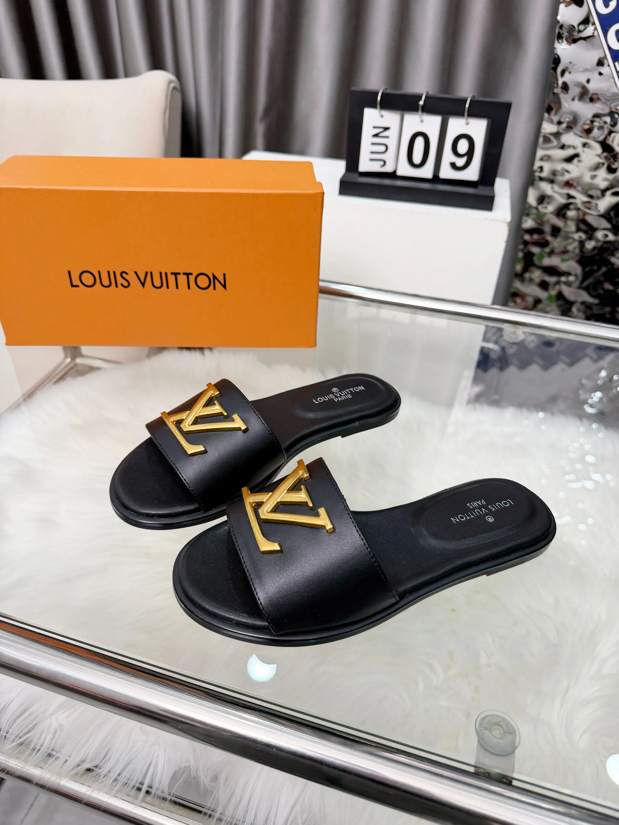Туфли Женские Louis Vuitton 11633040
