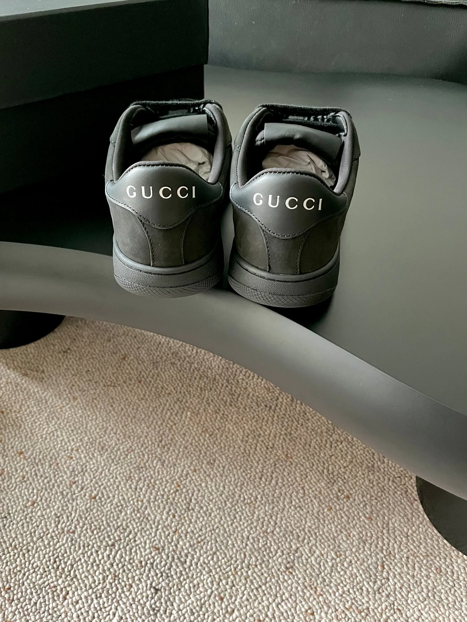 Кроссовки Женские Gucci 18766072