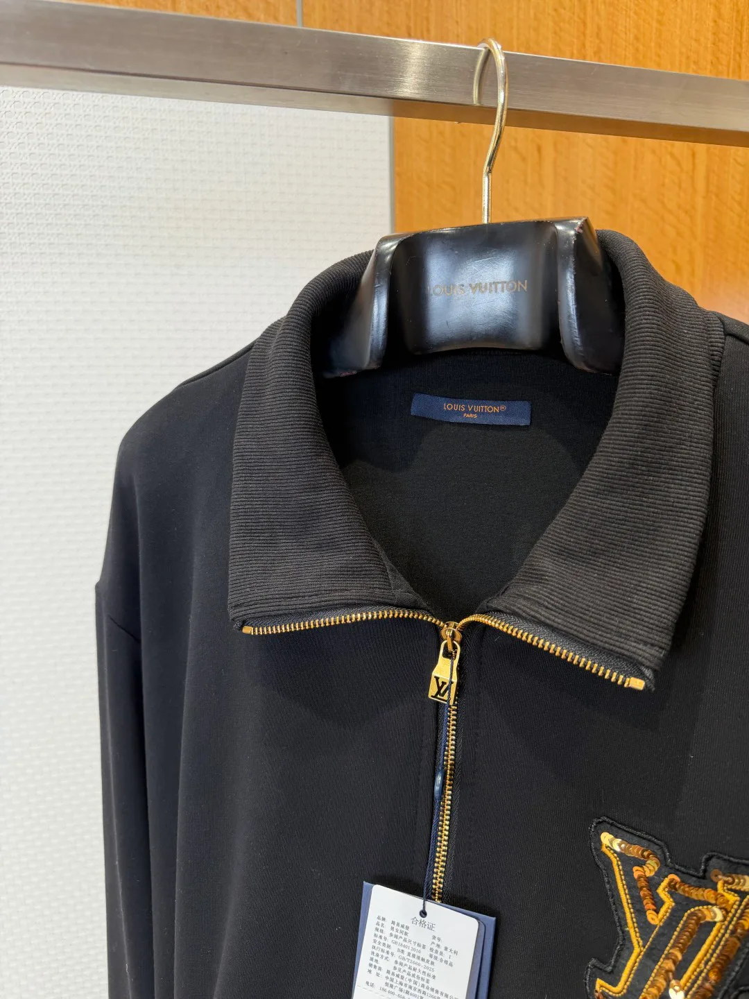 Куртки И Пуховики Мужские Louis Vuitton 1322923