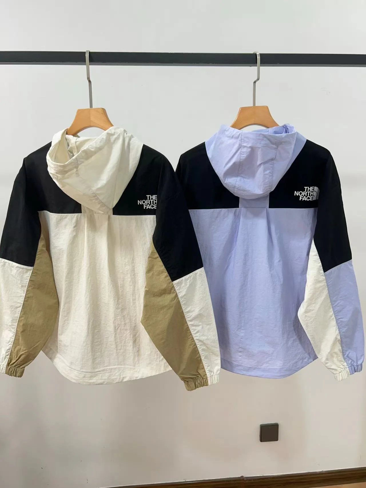 Куртки И Пуховики Женские The North Face 18339900