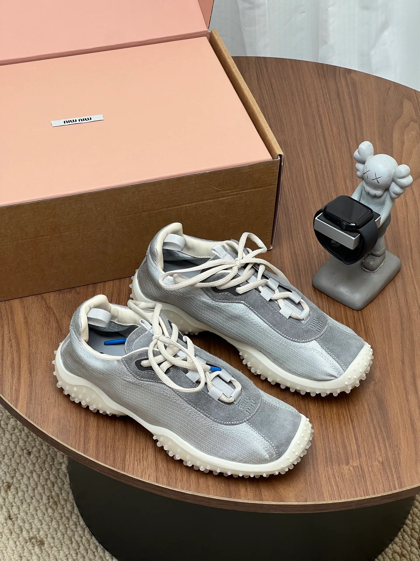Кроссовки Женские Miu Miu 17787092