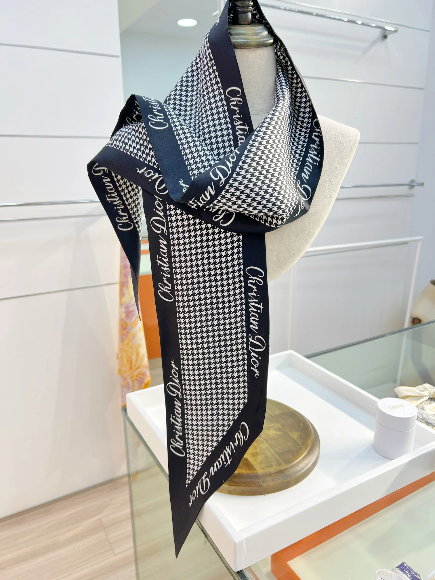 Платки Christian Dior 11148224
