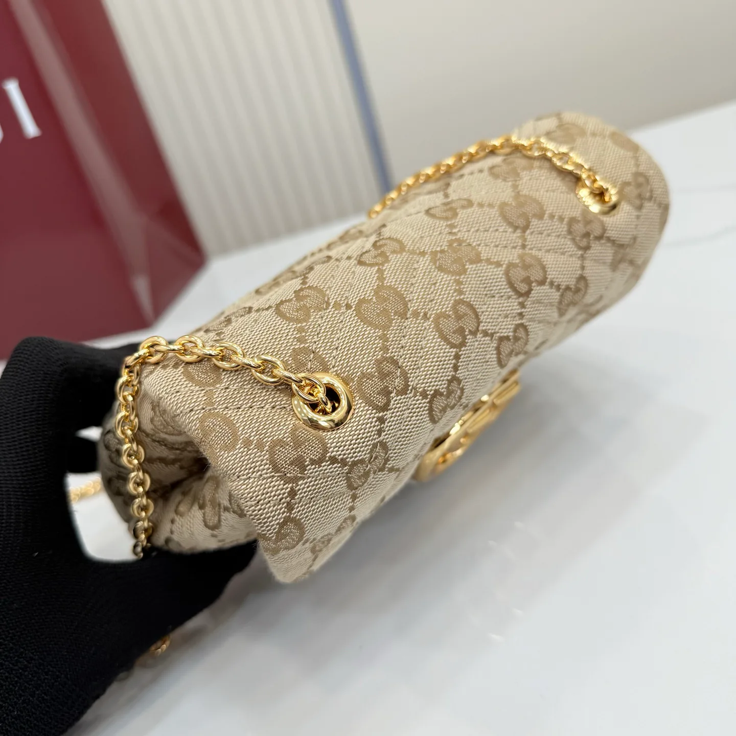 Классические Сумки Женские Gucci 12841780