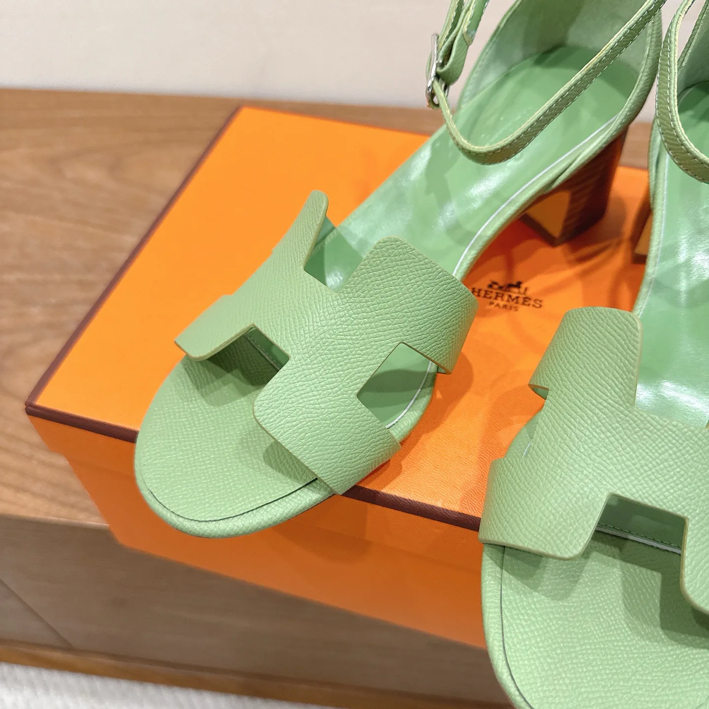 Босоножки Женские Hermes 2959544