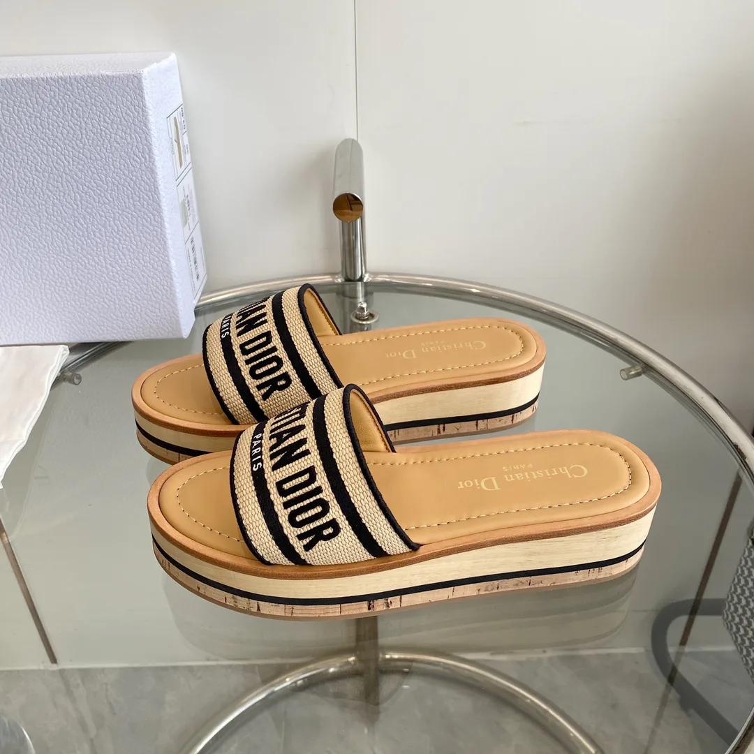 Шлепанцы Женские Christian Dior 17084